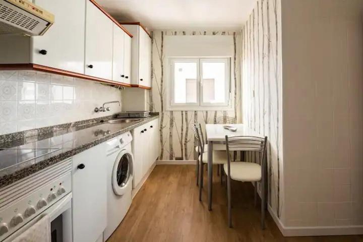 גיחון Apartamento Ezcurdia 22 Playa De San Lorenzo Primera Linea מראה חיצוני תמונה